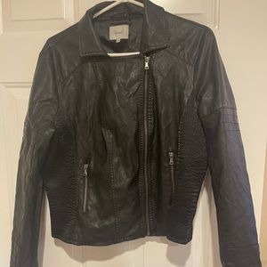 Kismet XL pleather jacket